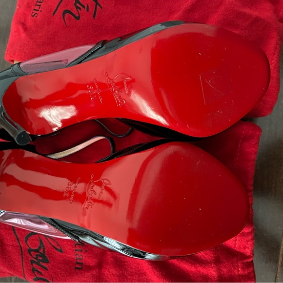 Original collectors Louboutin heart black patent leather peep toe - Picture 7 of 9